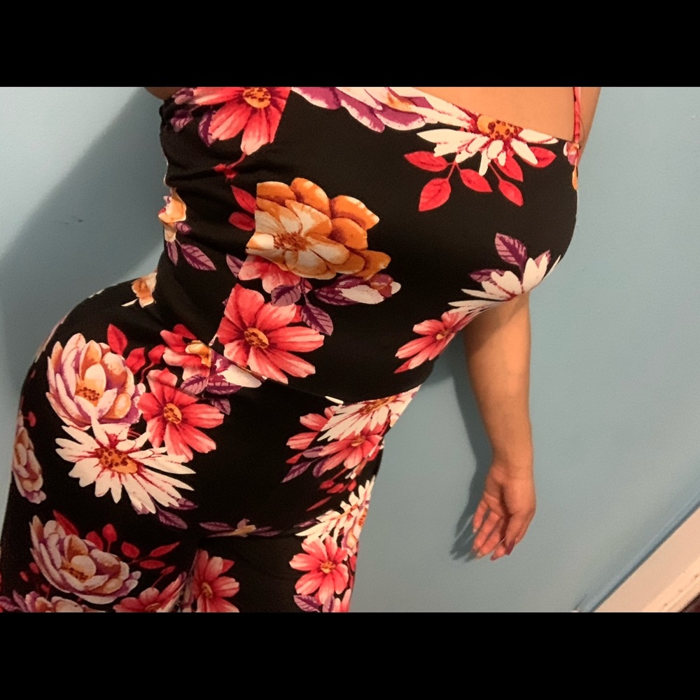 Jumpsuit - Picture 4 of 4